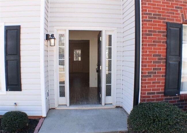 Photo - 1060 Grace Dr