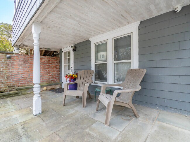 Photo - 339 Glen Ave