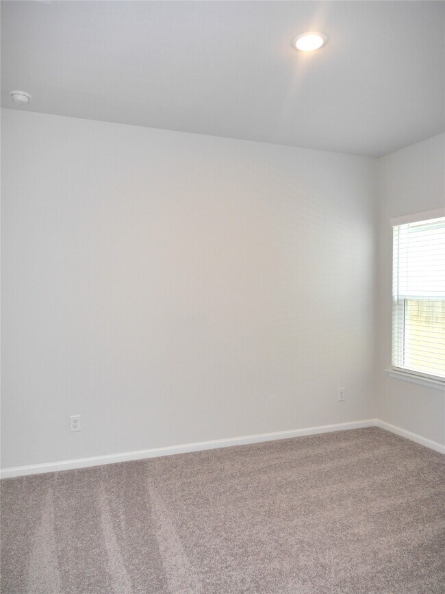 Photo - 16839 Bristle Cone Wy