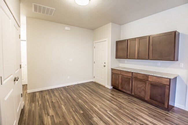 Photo - 14105 E Rockwell Ave