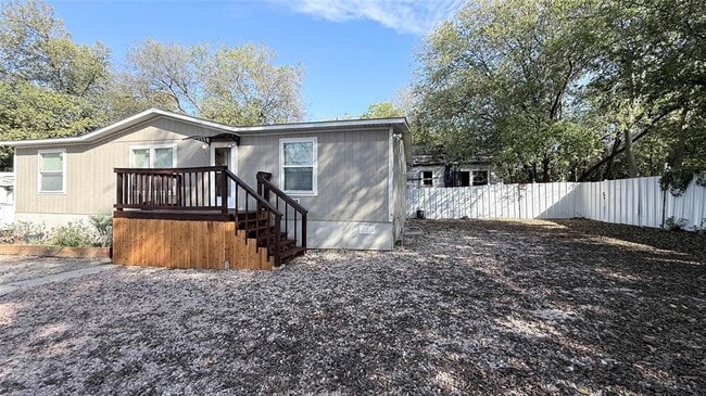 Photo - 1430 W Howard Ln