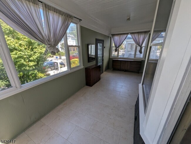 Photo - 124 2nd Ave Unidad 1