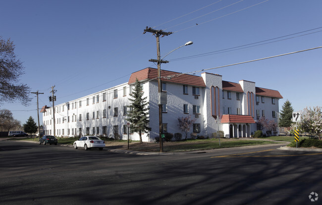 Building Photo - Abrigo Apartments
