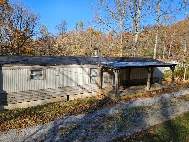Photo - 8565 Pedigo Rd