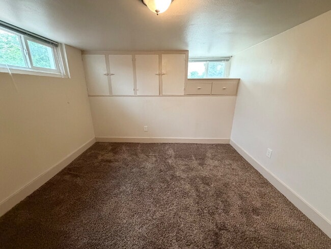 Photo - Charming 1-Bedroom Apartment Near Downtown | Utilities Included