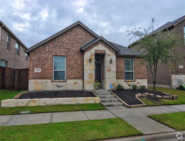 Building Photo - 2209 Miramar Dr Rental