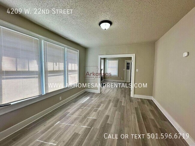 Photo - 4209 W 22nd St