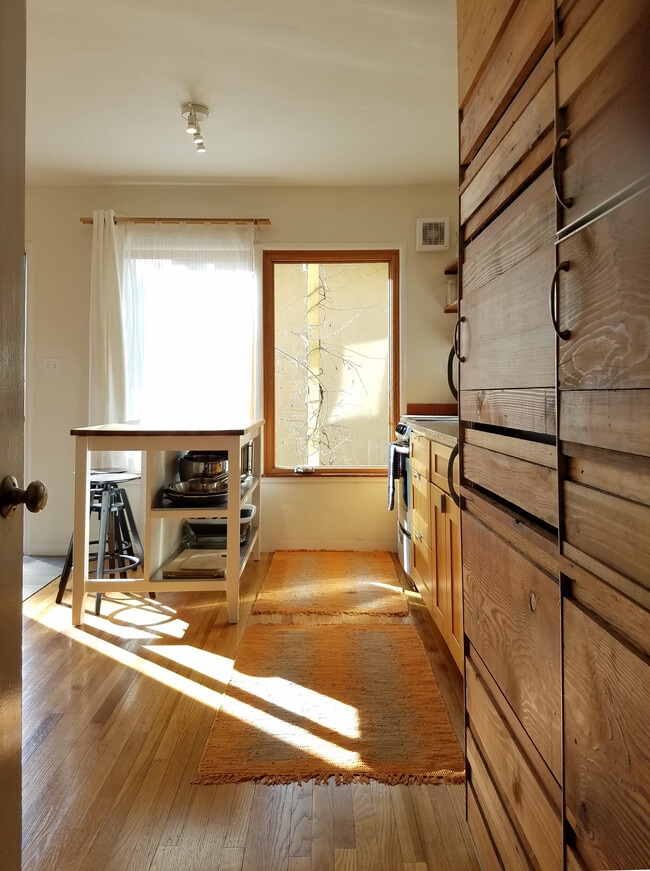 Photo - 1322 Dwight Way