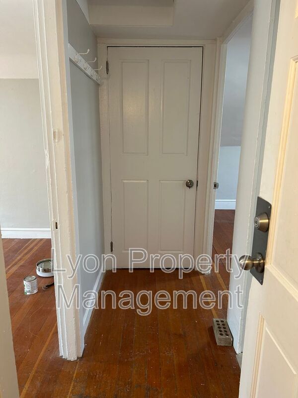 Photo - 44 7th St Unit 3