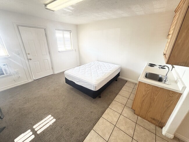 Photo - 1675 S State St