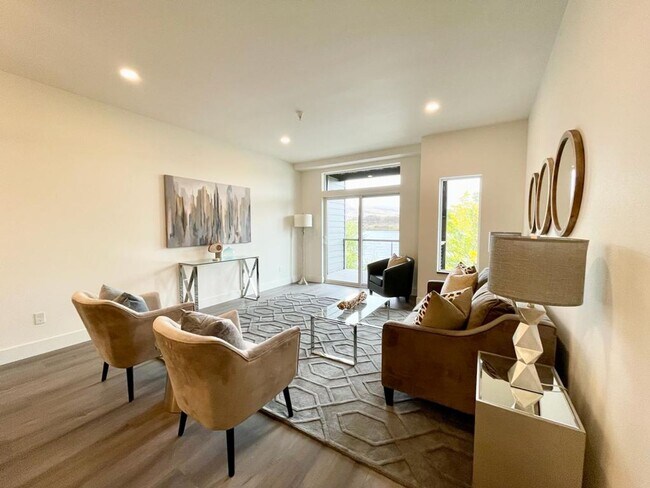 Photo - 3787-3787 Klindt Dr Unit 3785 Klindt Dr.