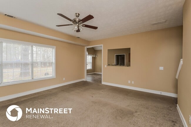 Photo - 125 Lanella Pkwy