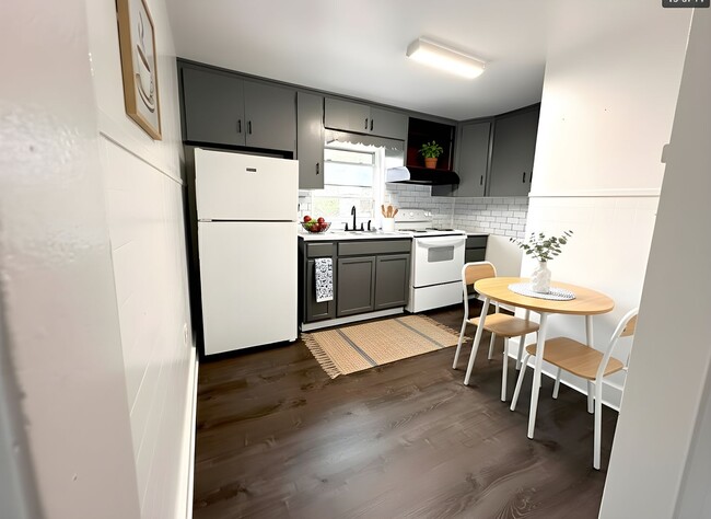 Photo - 2 Bedroom 1 Bathroom in Lebanon with Large...