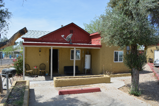 Building Photo - 10202 N 9th Ave Rental