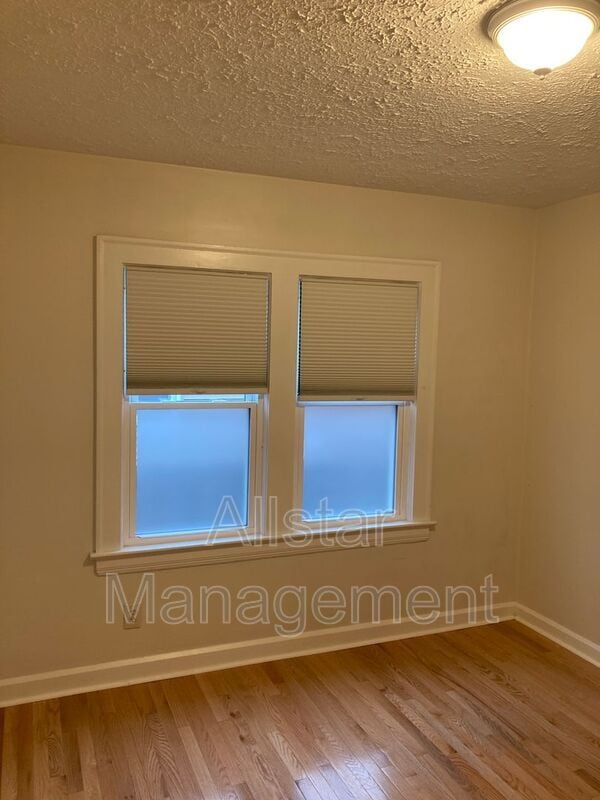 Photo - 3464 Granton Ave Unit #1