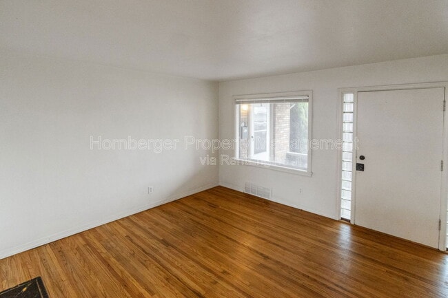 Photo - 11 E Rich Ave Unit 2