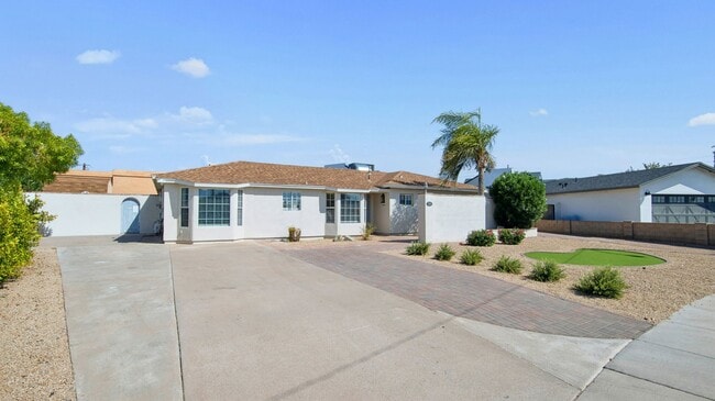 Photo - 2929 N 55th Pl Unit House
