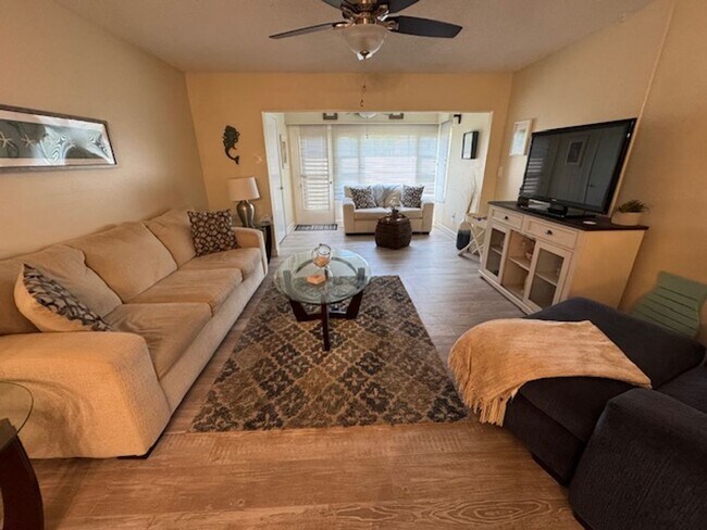 Photo - Furnished 2/2 Seasonal in Seven Lakes