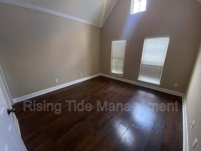 Photo - 173 Creekstone Tr