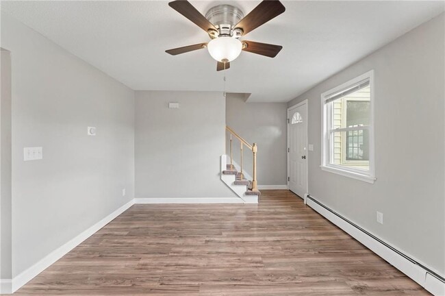 Photo - 2 Juniper Ln