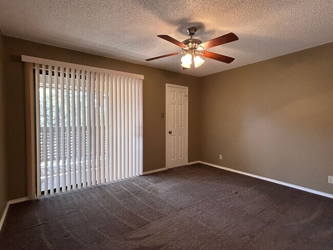 Photo - Charming 2BR Condo with Vaulted Ceilings, Fireplace & Pool Access