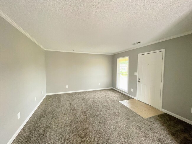 Photo - 4417 Torrance Dr NW