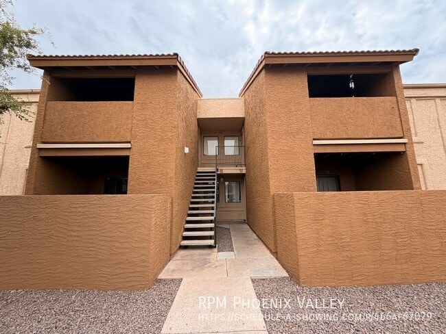 Building Photo - 825 S River Dr Unit 158