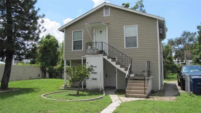 Building Photo - 109 E Gladys St Rental