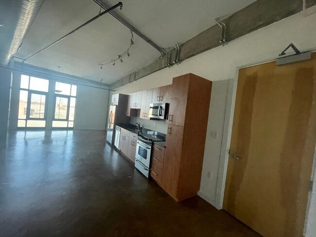 Photo - 415 St Pauls Blvd