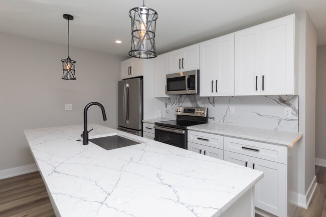 Photo - 2613 Cecil B. Moore Ave Unidad 1