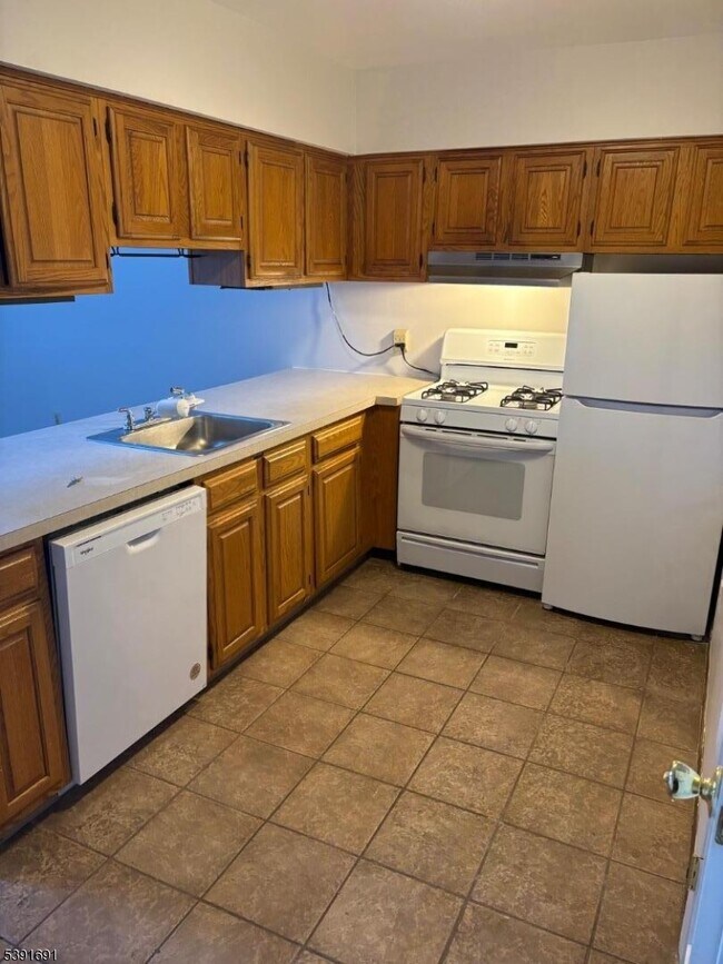 Photo - 2 Falkenstein Dr Unit 6