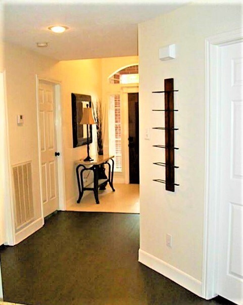 Photo - 435 N Rivershire Dr