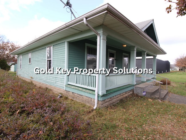 Photo - Huge 2 BR 1 BA with Garage and Covered Porch (NO SECTION 8)
