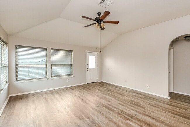 Photo - 9324 Cynthia Ct