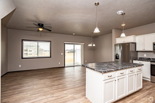 3BR, 2.5BA - 1,709SF - Living Room/Kitchen