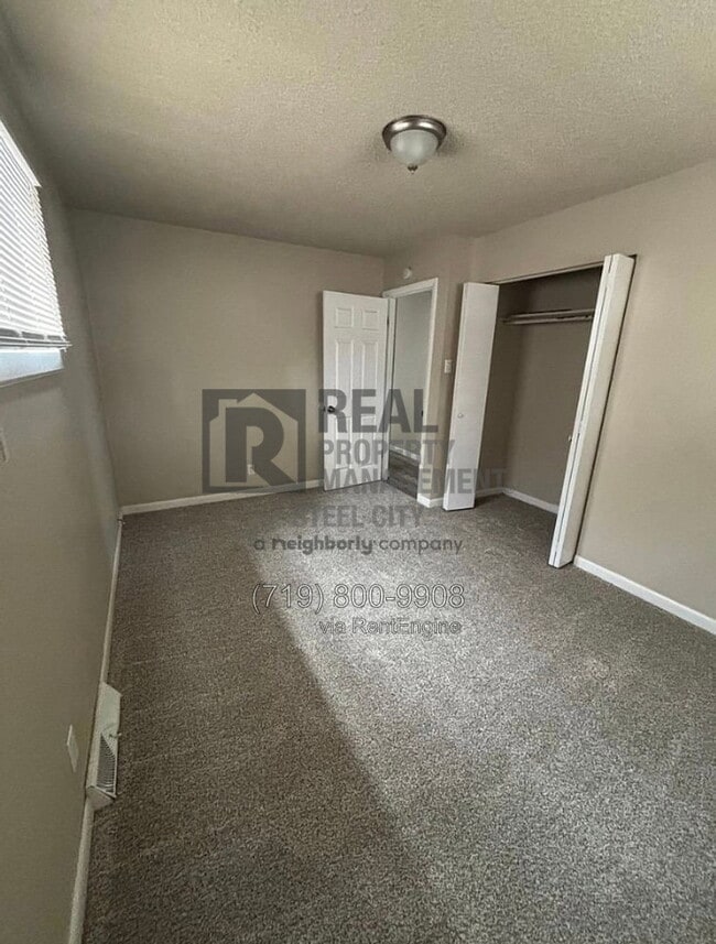Photo - 2132 E 6th St Unit 2132 E 6th