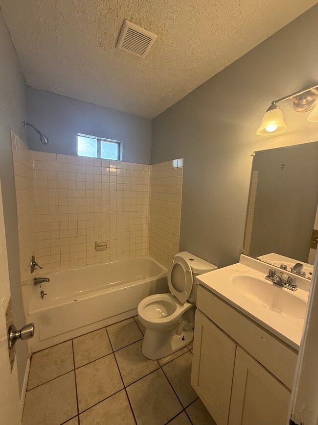 Photo - 3619 Patton Rd SW Unidad 3619 -13