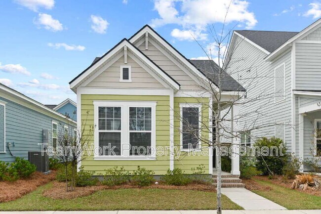 Photo - 553 Sound Dr