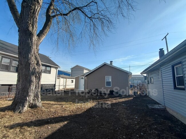 Building Photo - 6133 Marshall Ave