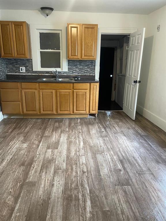 Building Photo - 726 SE 20th St