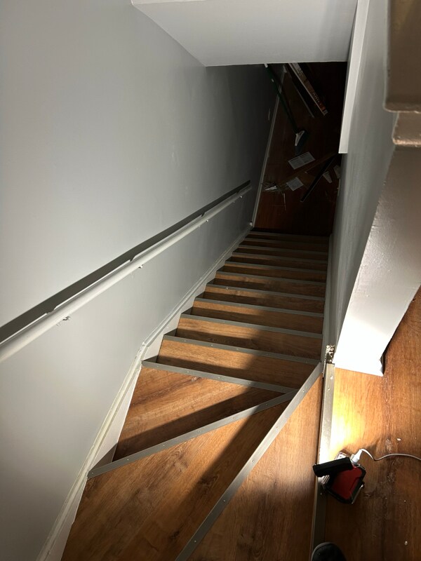 Photo - 1136 E 81st St