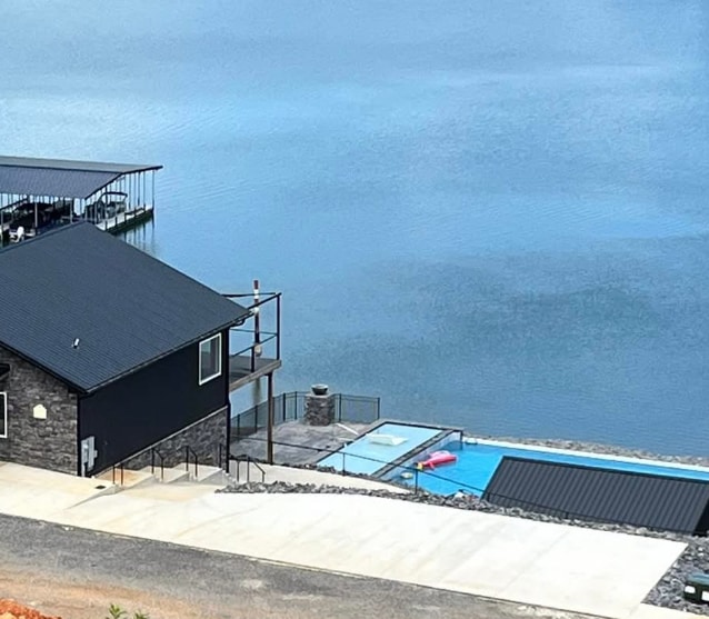 Photo - 154 Lakeshore Bay Dr