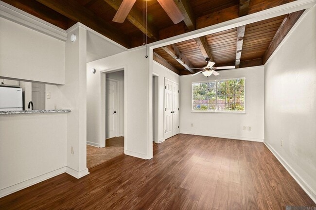 Photo - 2963 Greenwood Dr