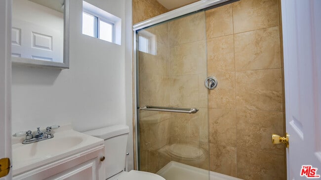 Photo - 1478 W 29th St Unit #2
