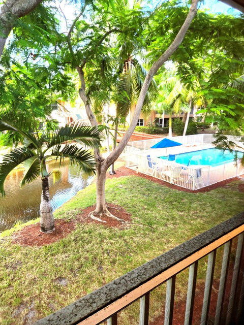 Photo - 770 SE 2nd Ave Unidad A206