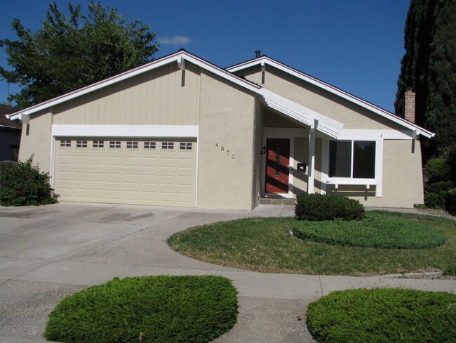 Building Photo - 4670 Holycon Cir Rental