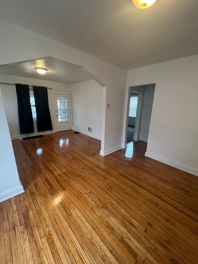 Photo - 7001 Corbitt Ave