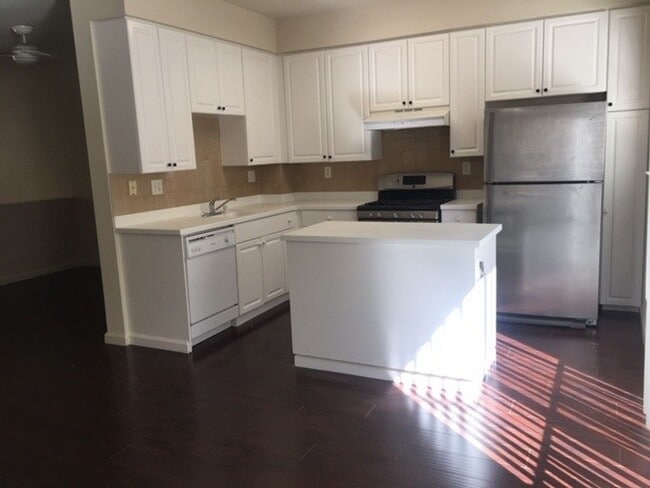 Photo - 3 Bedroom 2.5 Home in Whisman Station