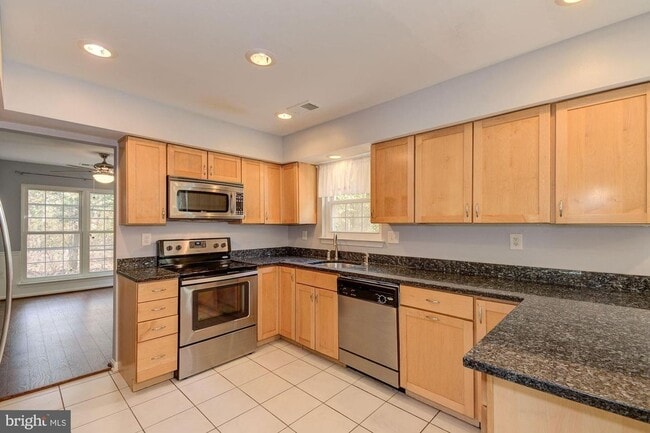 Photo - Beautiful Colonial Home