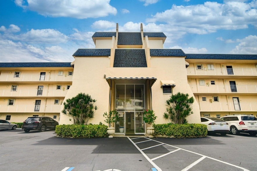 Photo - 3575 S Ocean Blvd